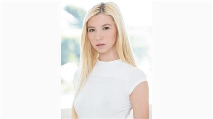 Miranda Reeves Height, Weight, Net Worth, Age, Birthday, Wikipedia, Who, Nationality, Biography